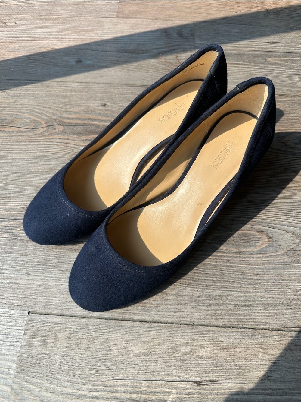 Navy Blue Women's Suede Round-Toe Heels